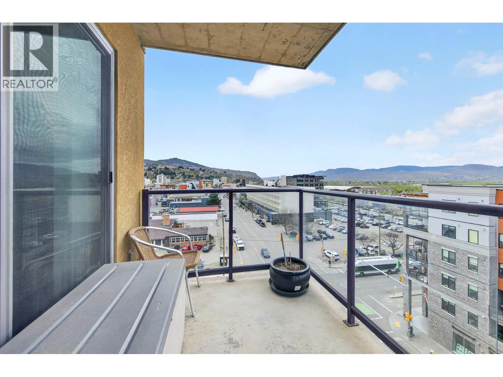 #701 619 VICTORIA STREET - 15