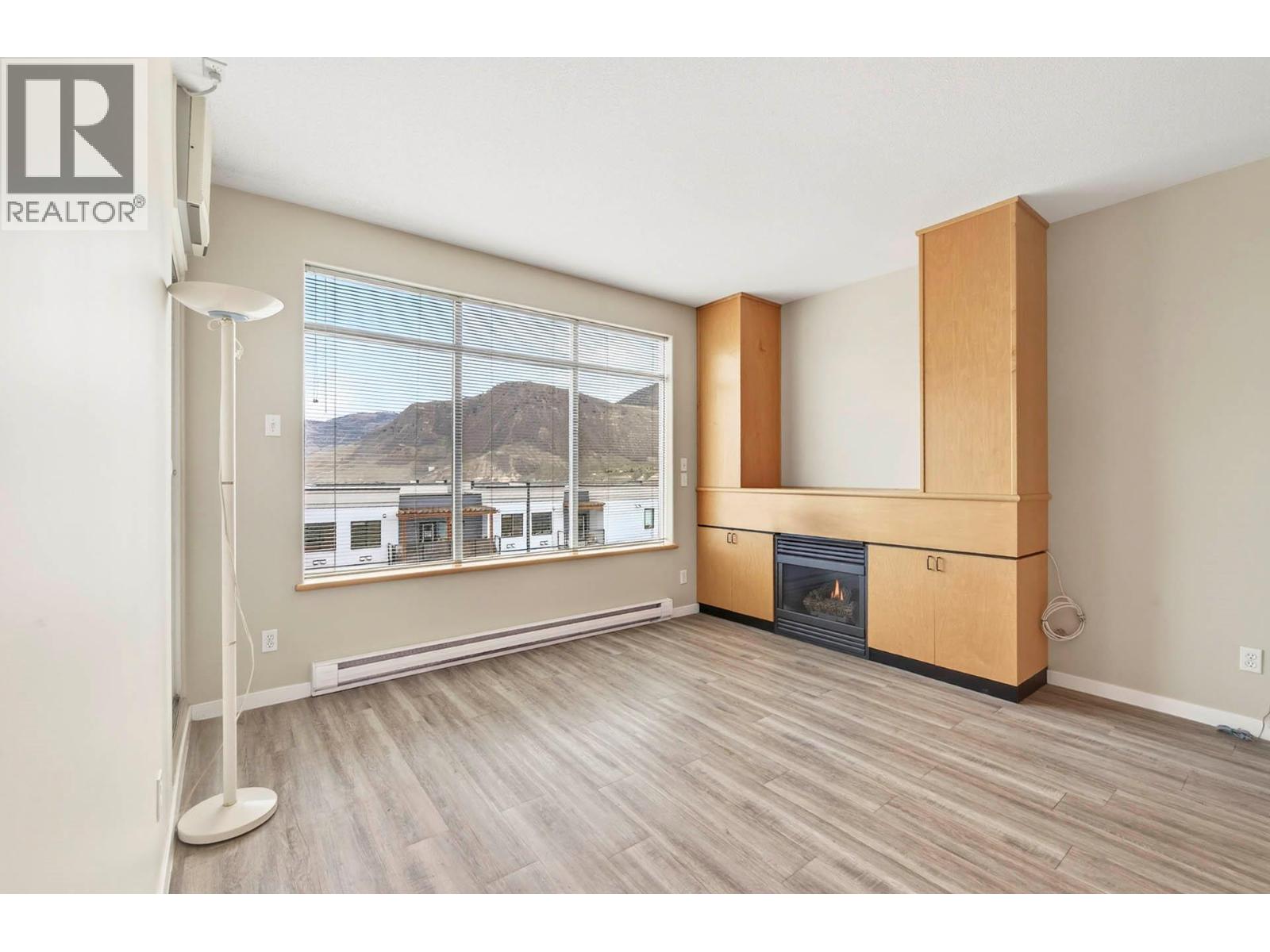#701 619 Victoria Street - 2