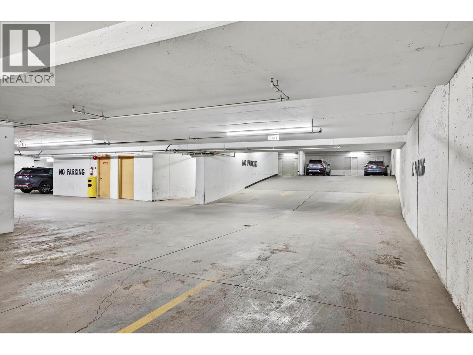 #701 619 VICTORIA STREET - 20