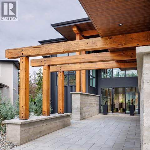  10248 Beacon Hill Drive, Lake Country