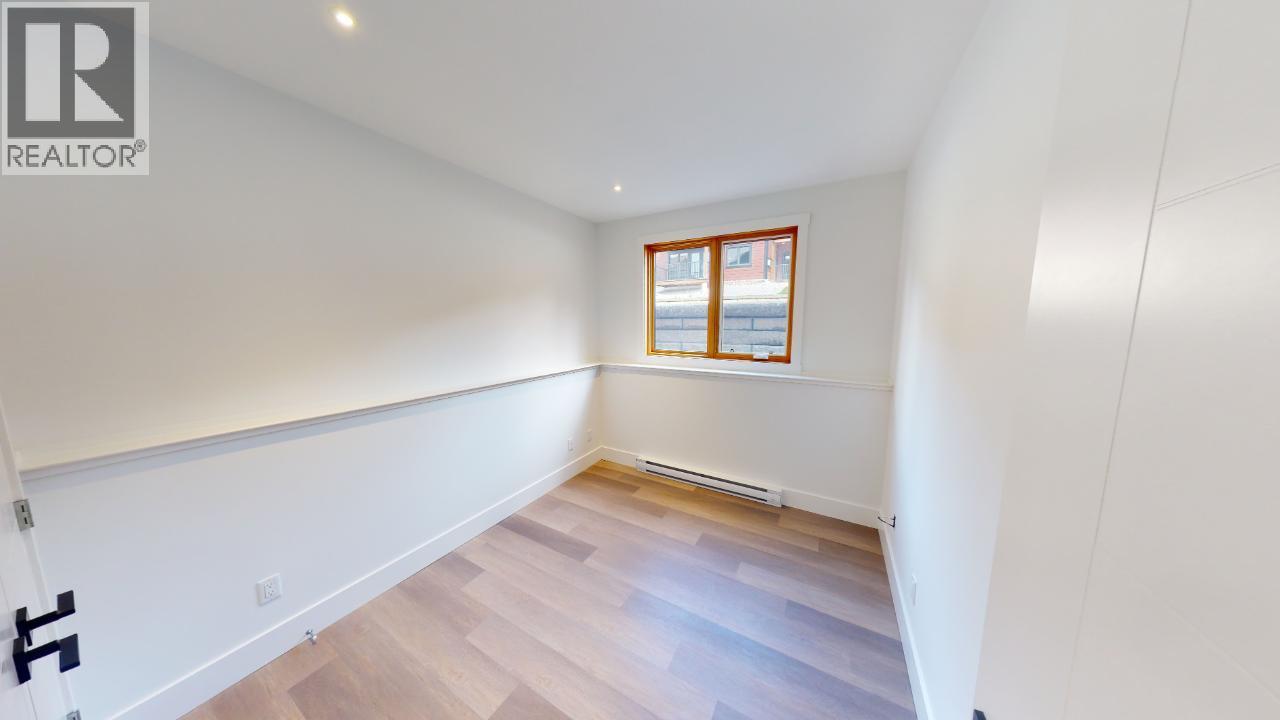 #301 7291 PROSPECTOR AVENUE - 29