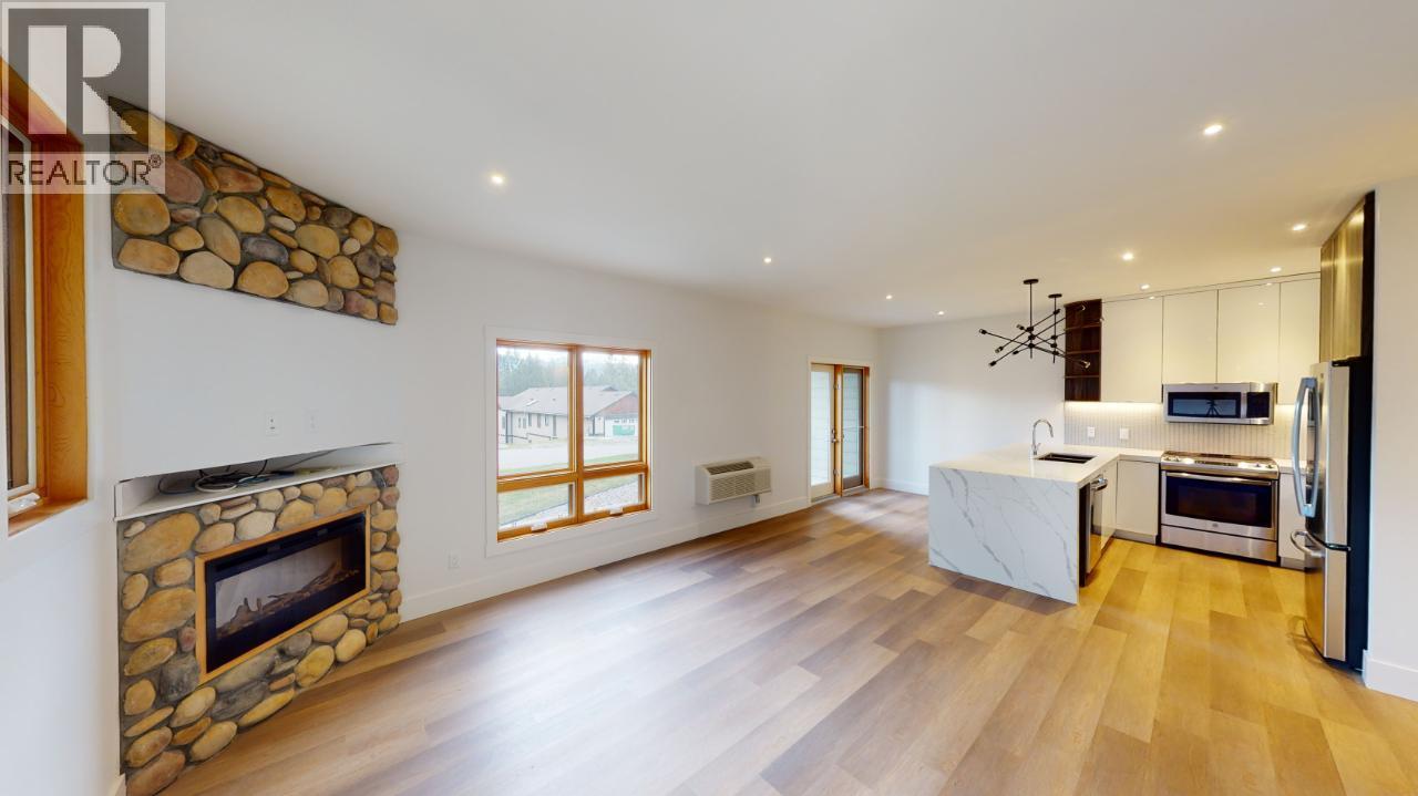 #301 7291 PROSPECTOR Avenue - 3