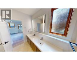 7291 Prospector Avenue Unit# 301, Radium Hot Springs, BC V0A1M0 Photo 25