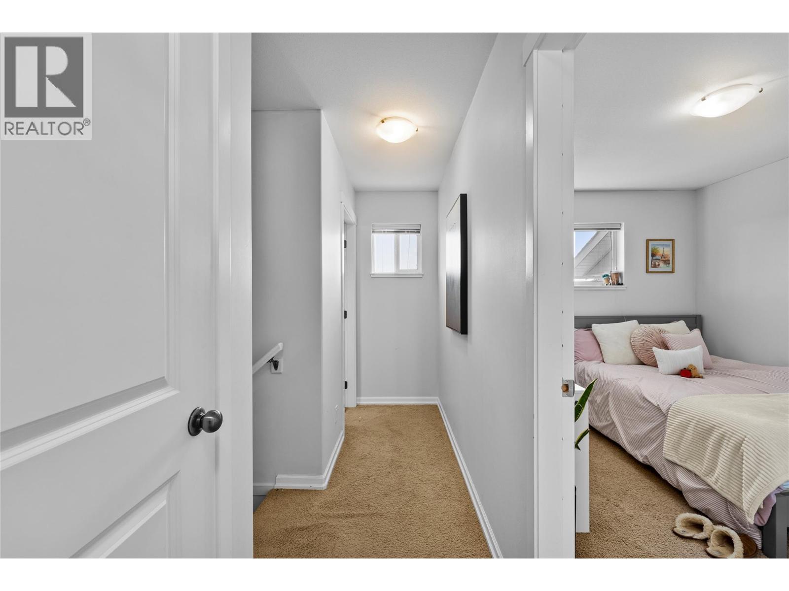 #20 1900 HUGH ALLAN DRIVE - 15