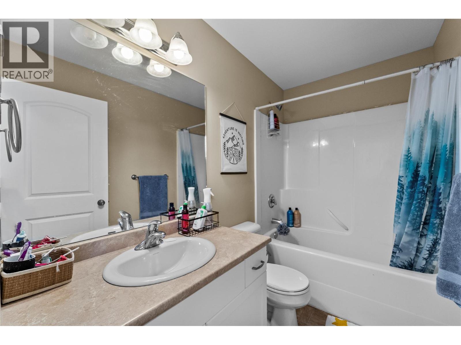 #20 1900 HUGH ALLAN DRIVE - 20