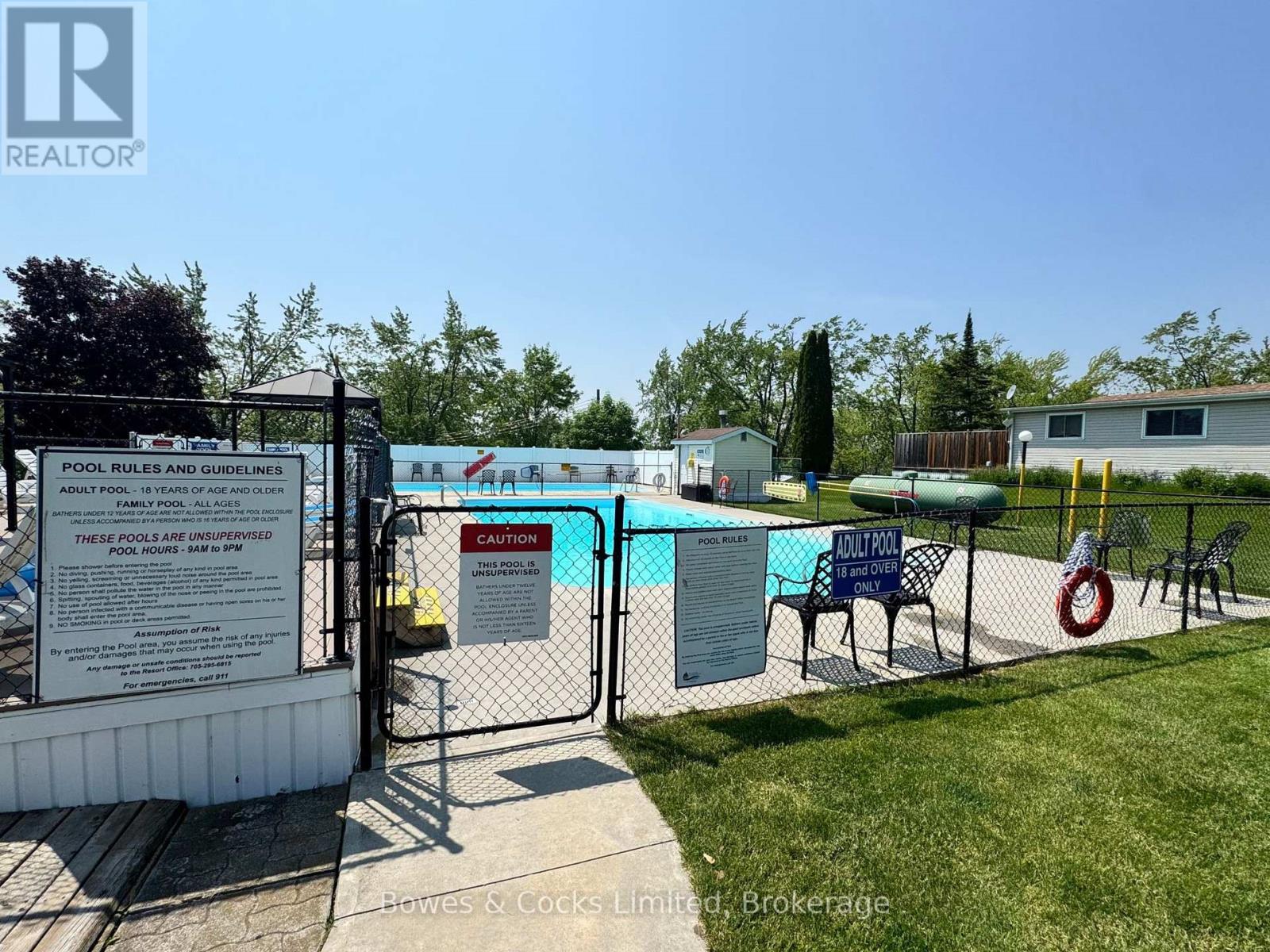 13 TRILLIUM DRIVE — photo 20