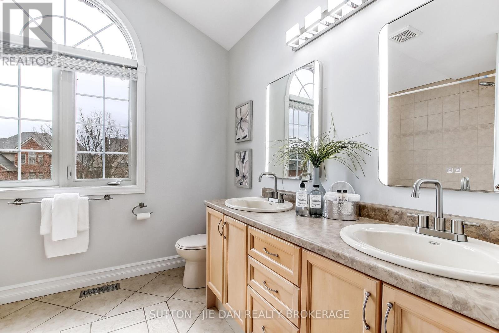 328 PLANE TREE DRIVE - 21