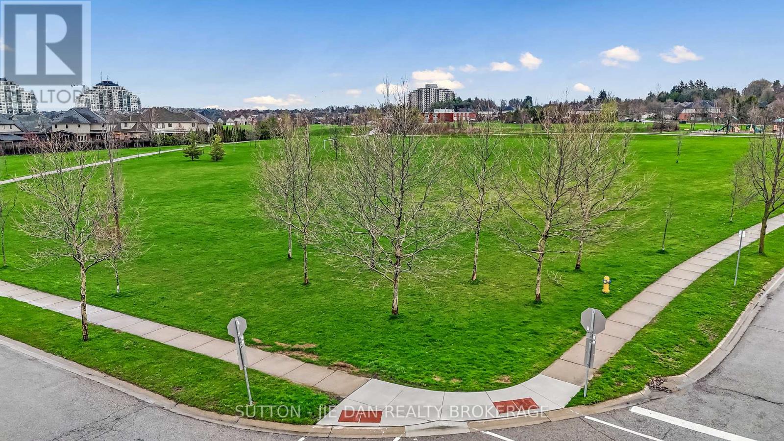 328 PLANE TREE DRIVE - 30