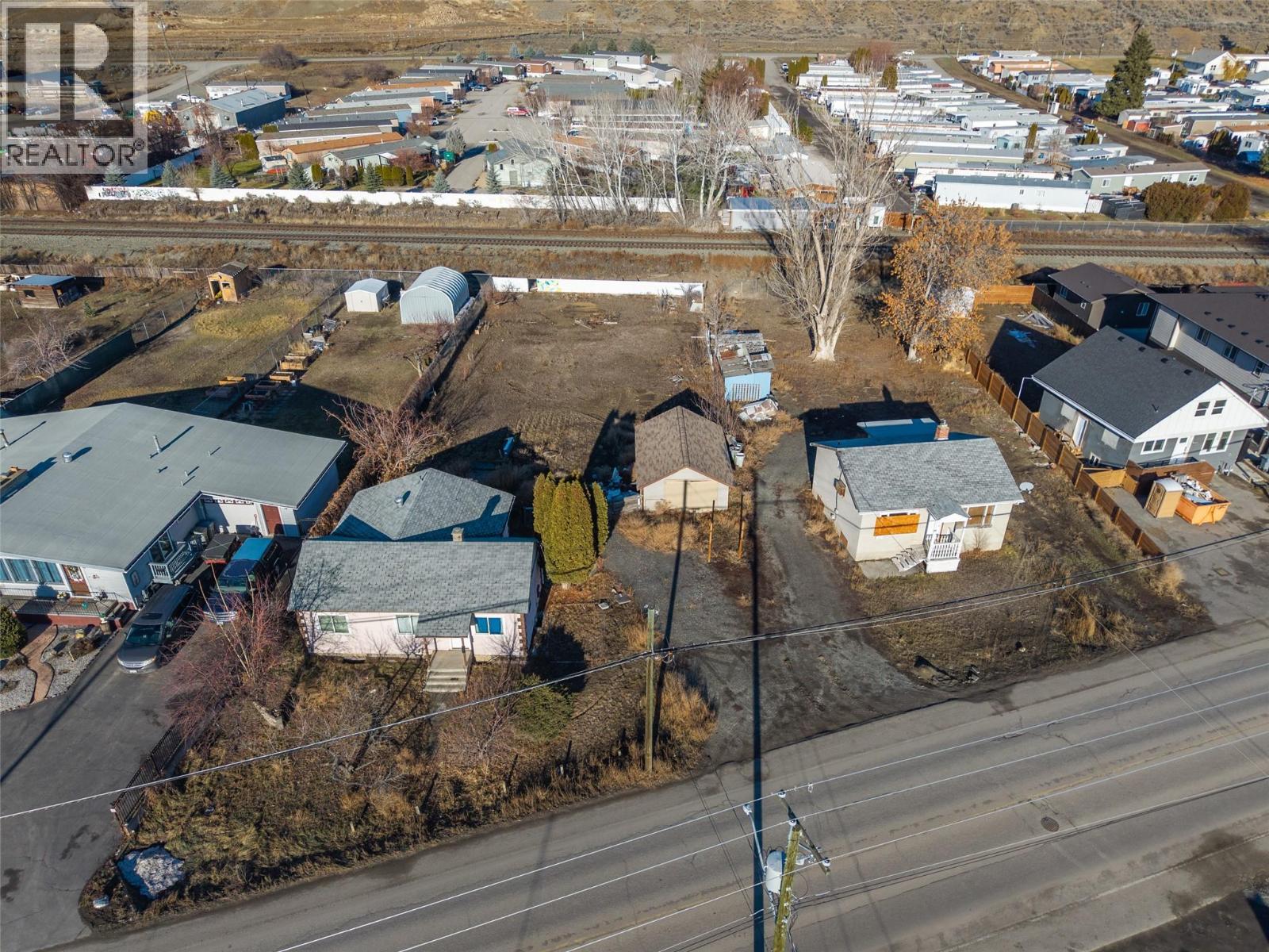 1780 PARKCREST AVENUE - 8