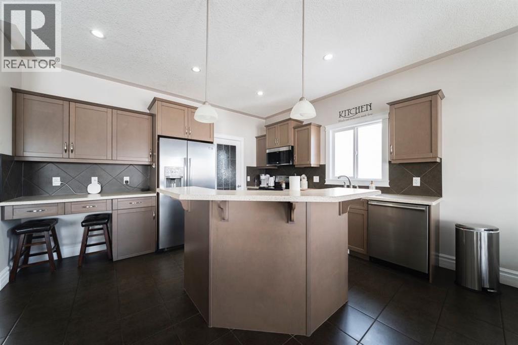 169 Chestnut Way, Fort McMurray