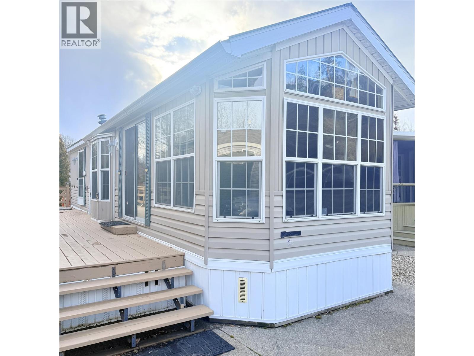 #3 2633 SQUILAX-ANGLEMONT ROAD - Image 2