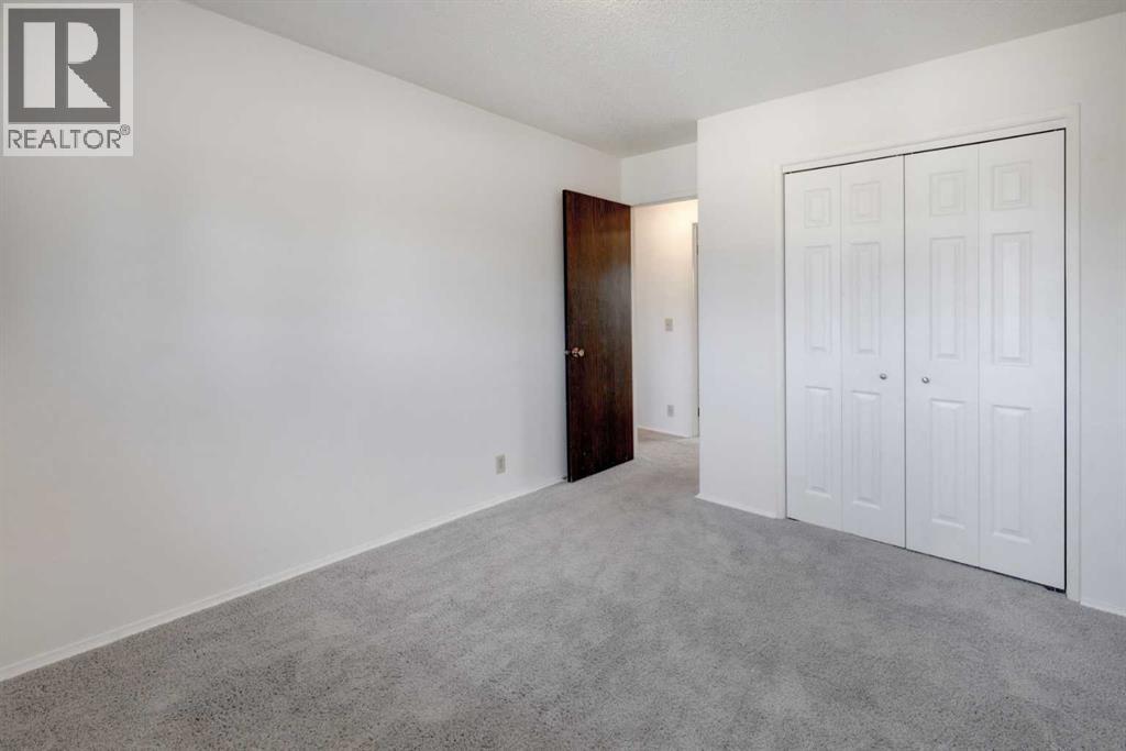 Single Family House for Sale in  Beddington Rise NE Beddington Heights Calgary 