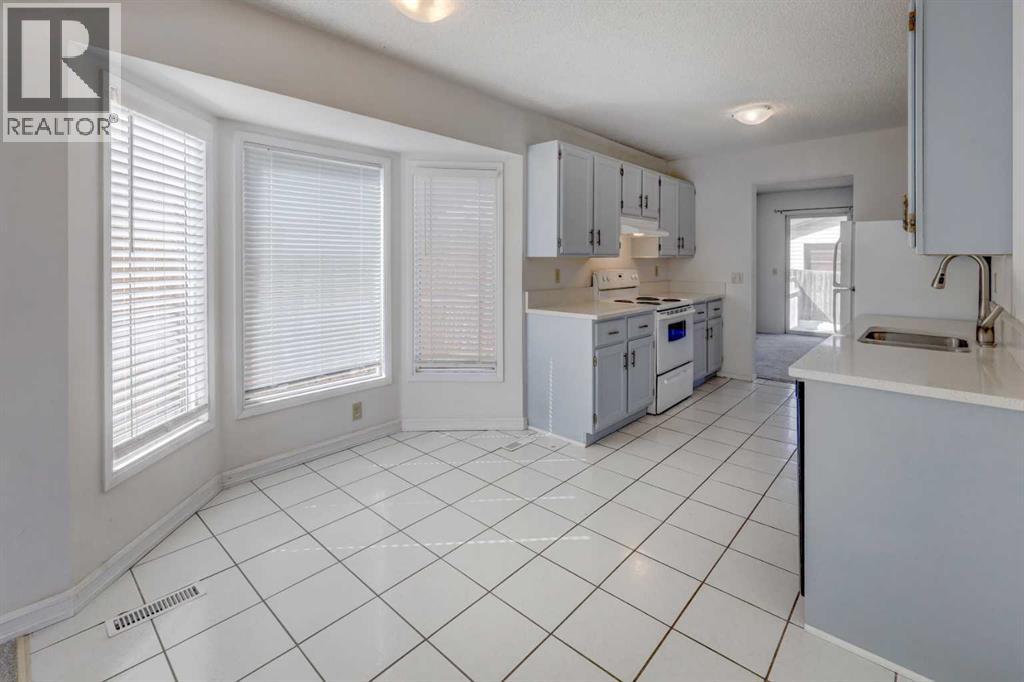 Single Family House for Sale in  Beddington Rise NE Beddington Heights Calgary 