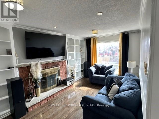 16 COCHRANE AVENUE - 11