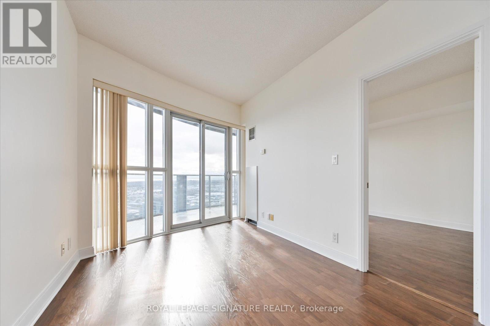 #4502 60 ABSOLUTE AVENUE - 11