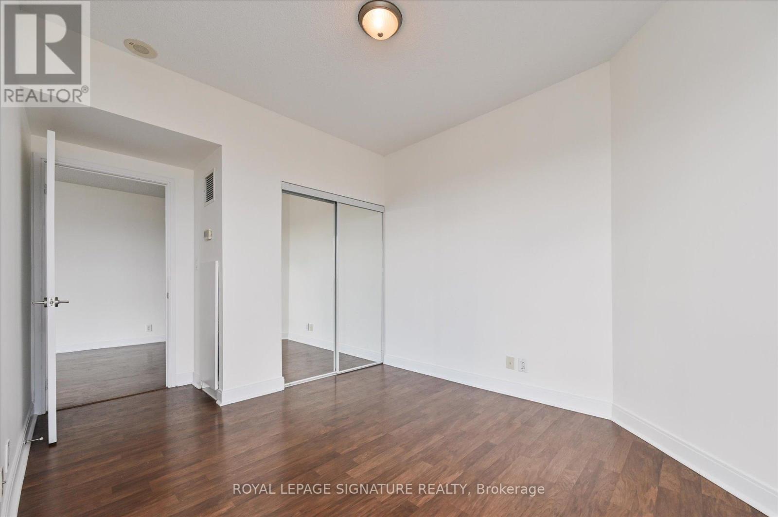 #4502 60 ABSOLUTE AVENUE - 19