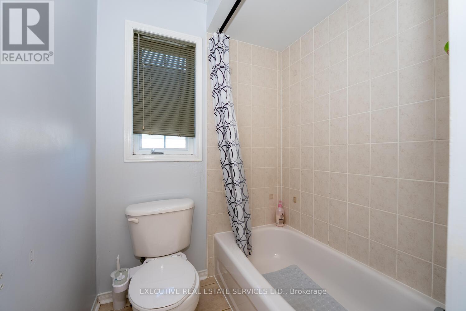 39 HURST STREET - 39
