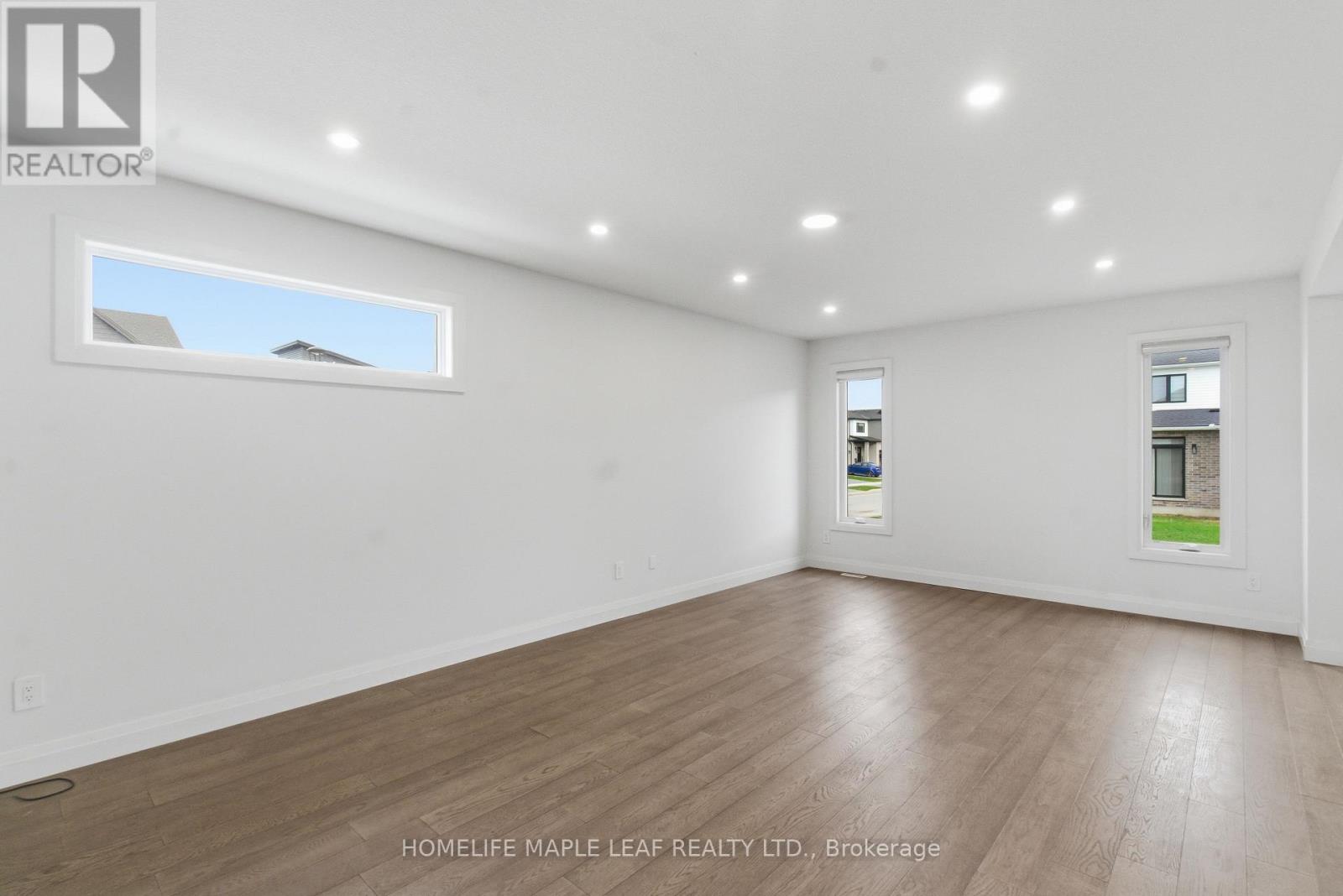 1566 WRIGHT CRESCENT - 15