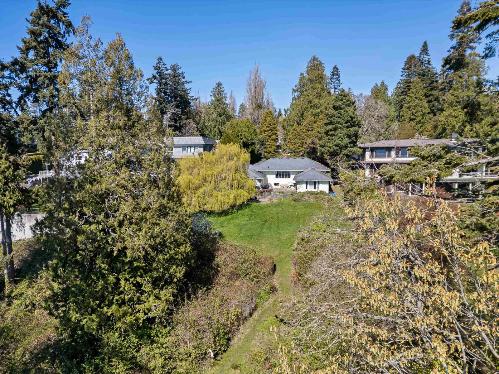 13706 MARINE DRIVE, White Rock