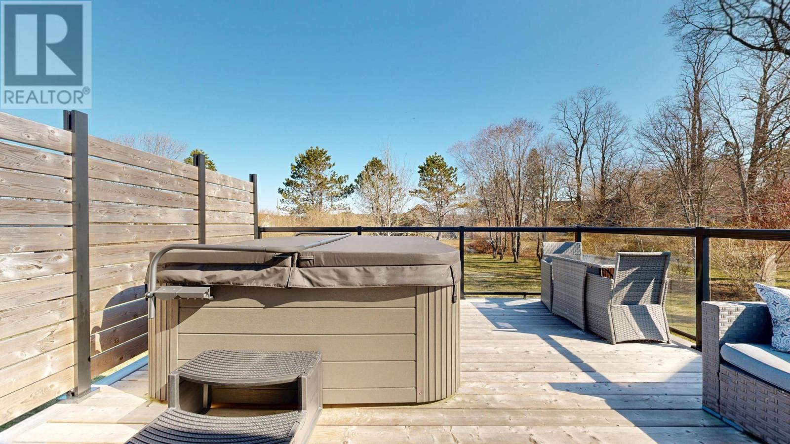 Property 23 of 49 of 484 Main Street