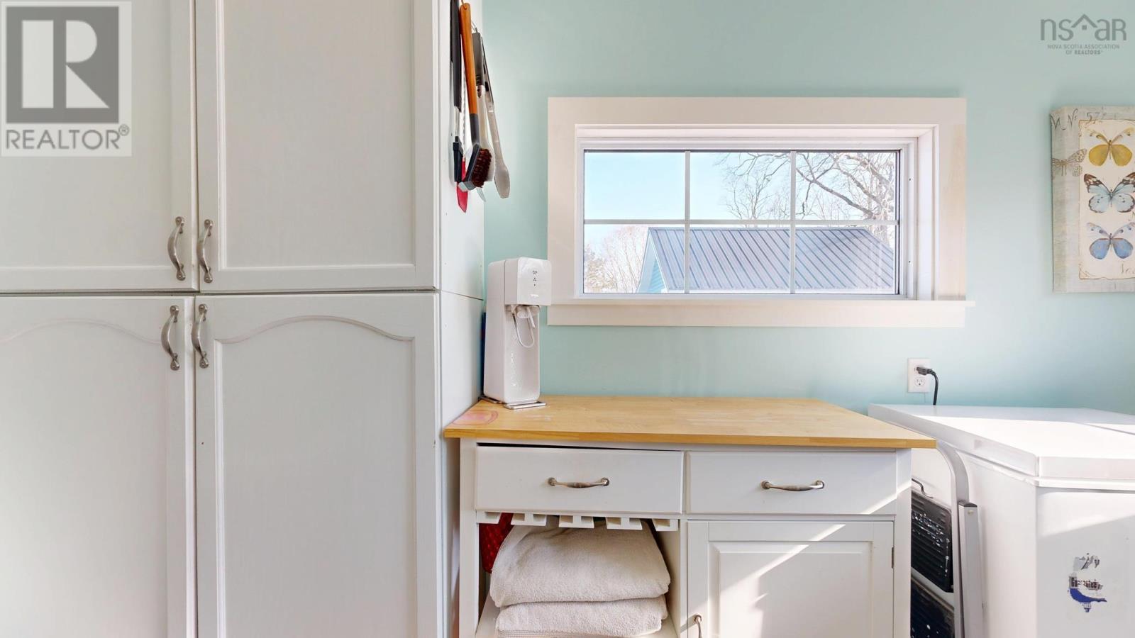 Property 25 of 49 of 484 Main Street