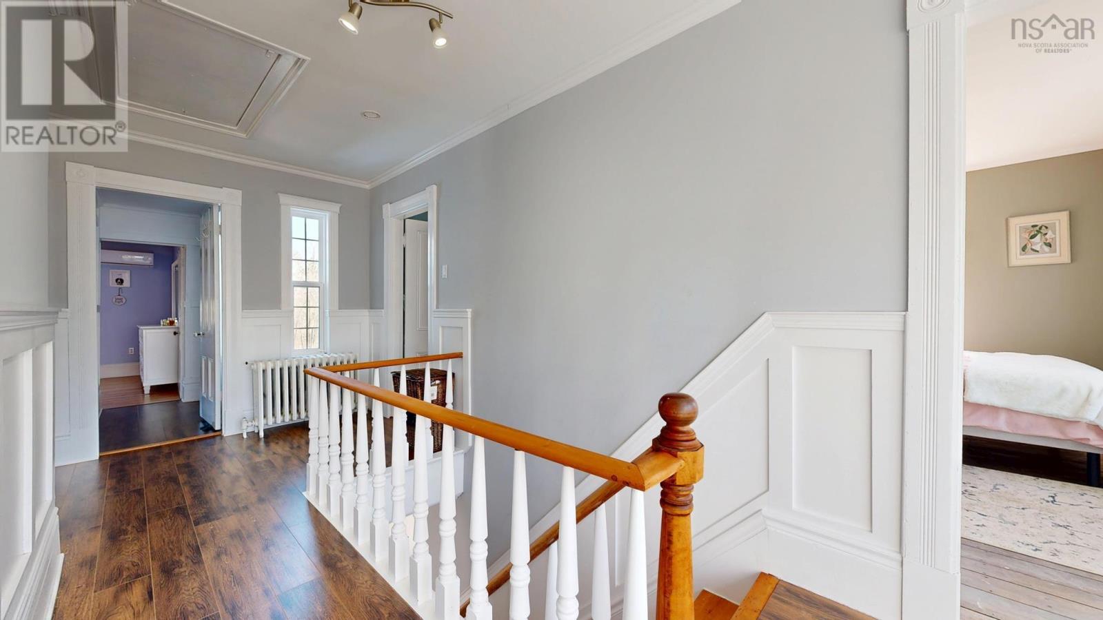 Property 36 of 49 of 484 Main Street