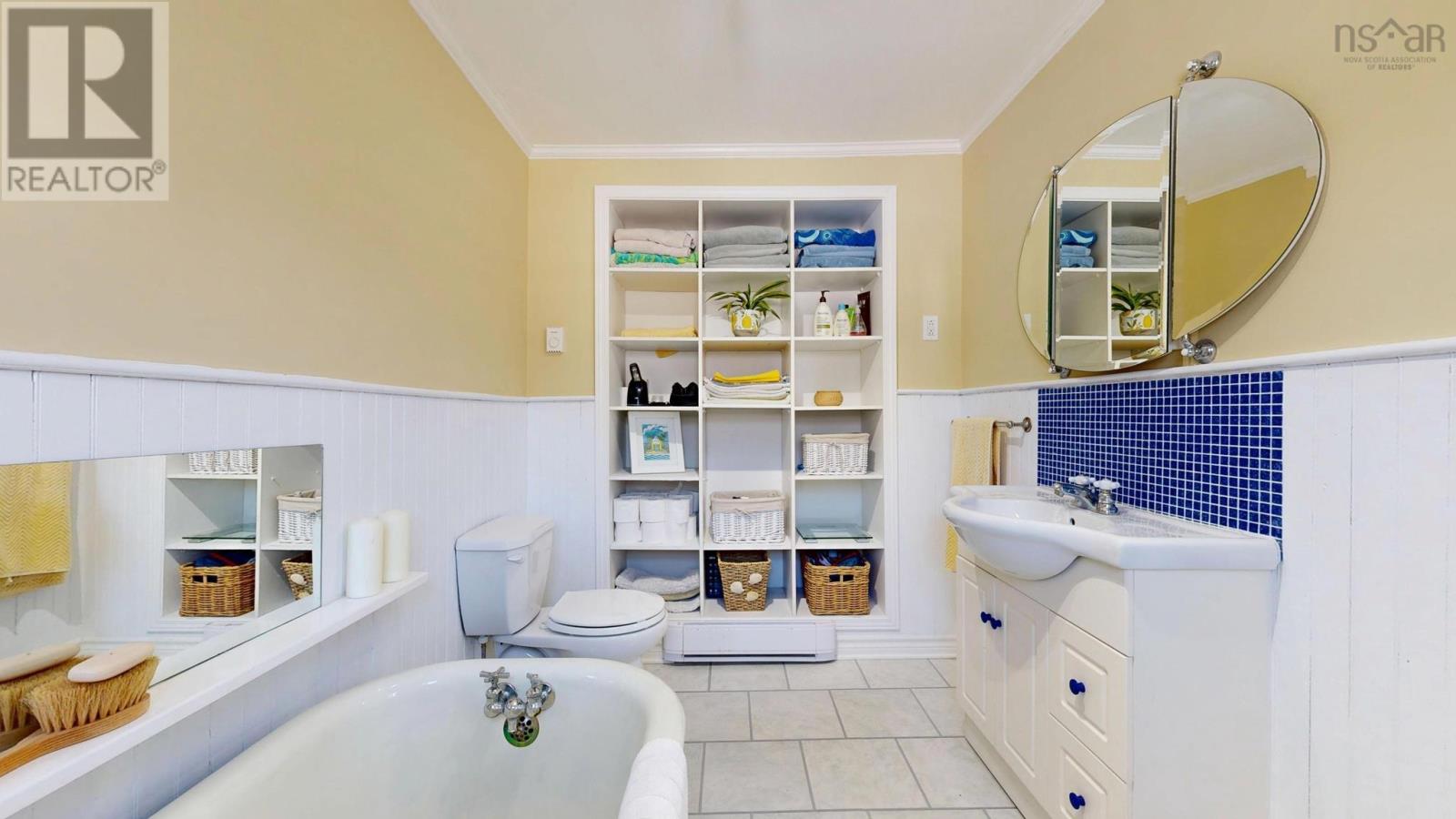 Property 42 of 49 of 484 Main Street