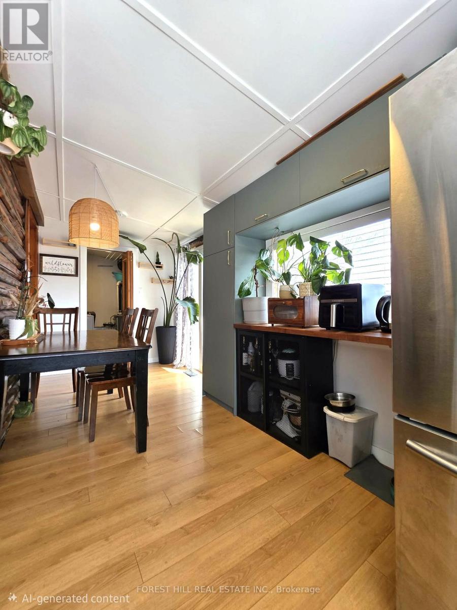 2224 LAKESHORE ROAD E - 7