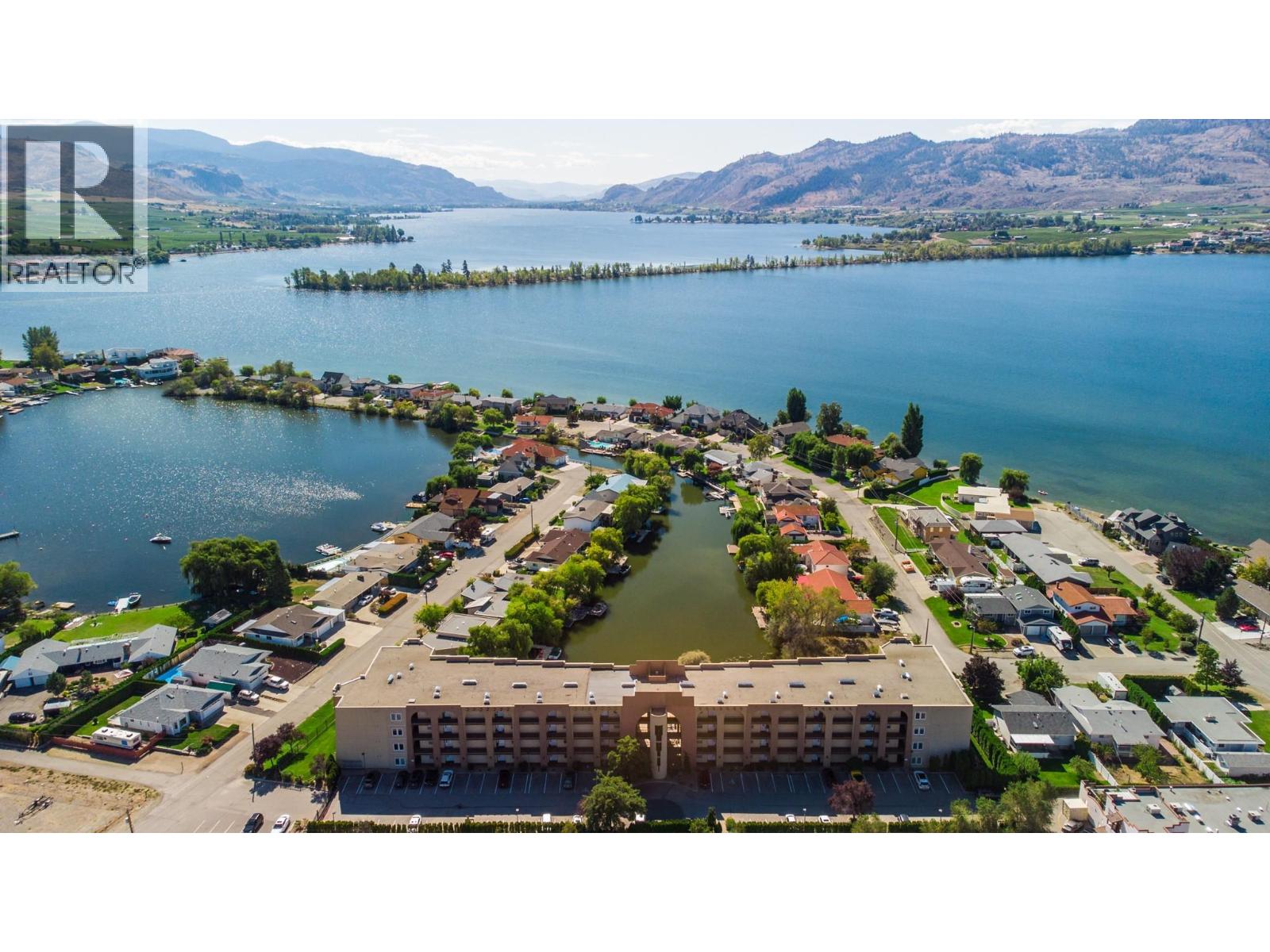 15 SOLANA KEY Court Unit# 204, Osoyoos