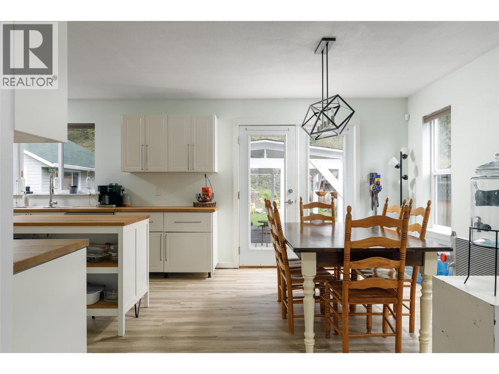  7318 Fintry Delta Road, Kelowna