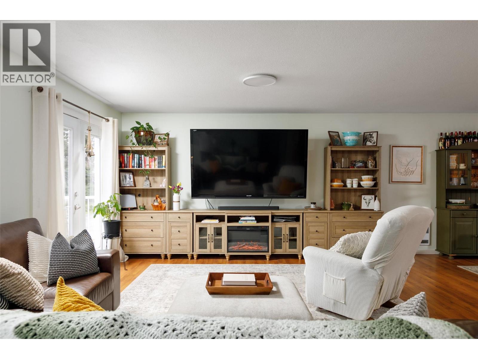  7318 Fintry Delta Road, Kelowna