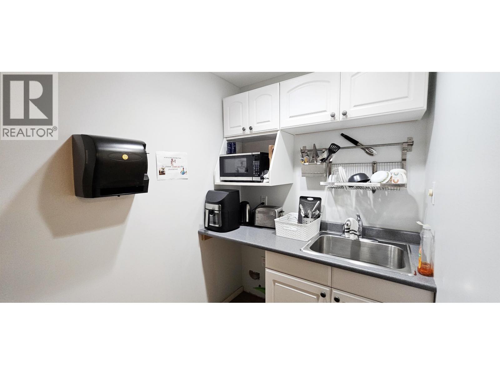 Office for Rent in Vancouver – 6076,6070 EAST BOULEVARD, Vancouver - Image 16