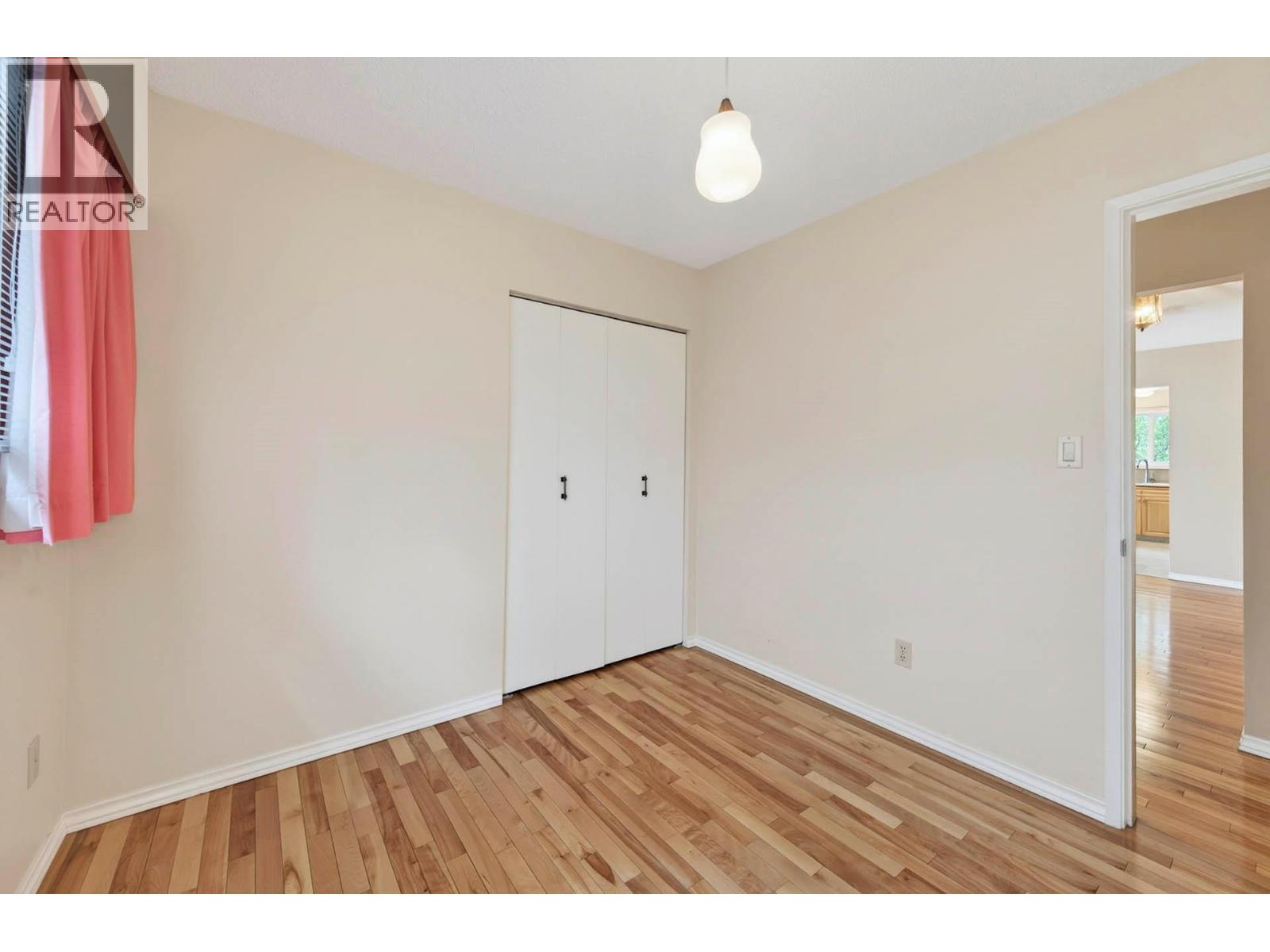 39 WHITESHIELD CRESCENT S - 22