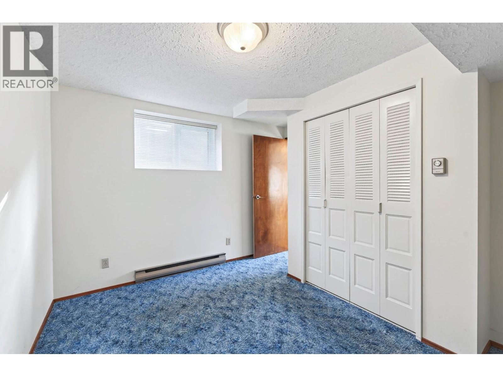 39 WHITESHIELD CRESCENT S - 33