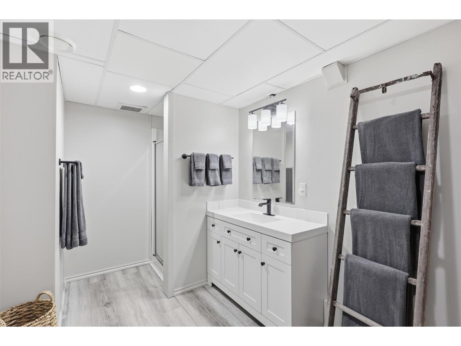  2233 Wildflower Lane, Sorrento