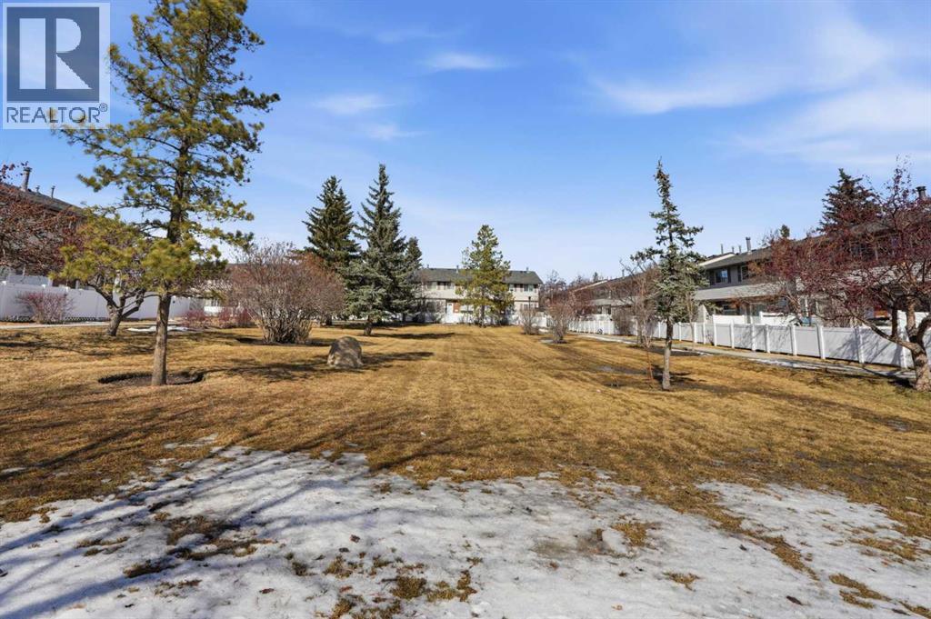 Single Family House for Sale in   Bracewood Drive SW Braeside Calgary 