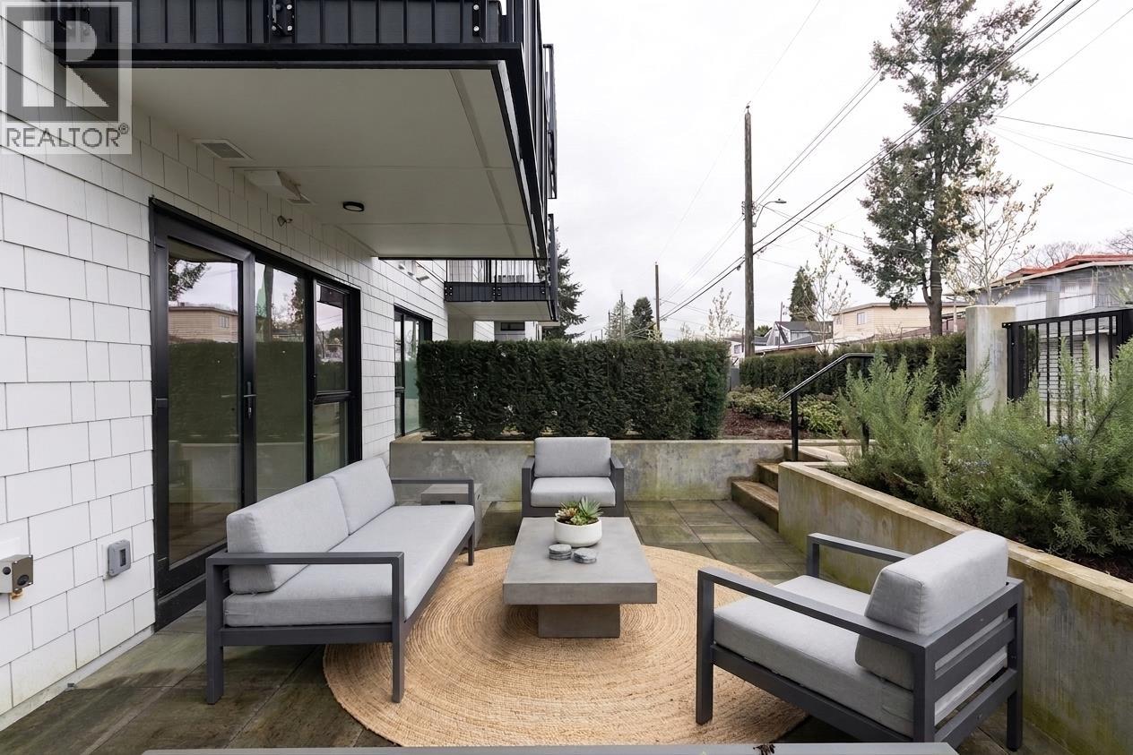 110 2235 E BROADWAY, Vancouver