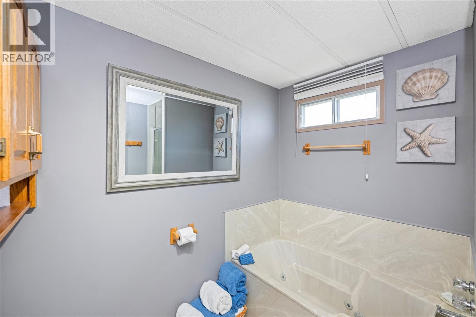 21 7871 West Coast Road, Sooke