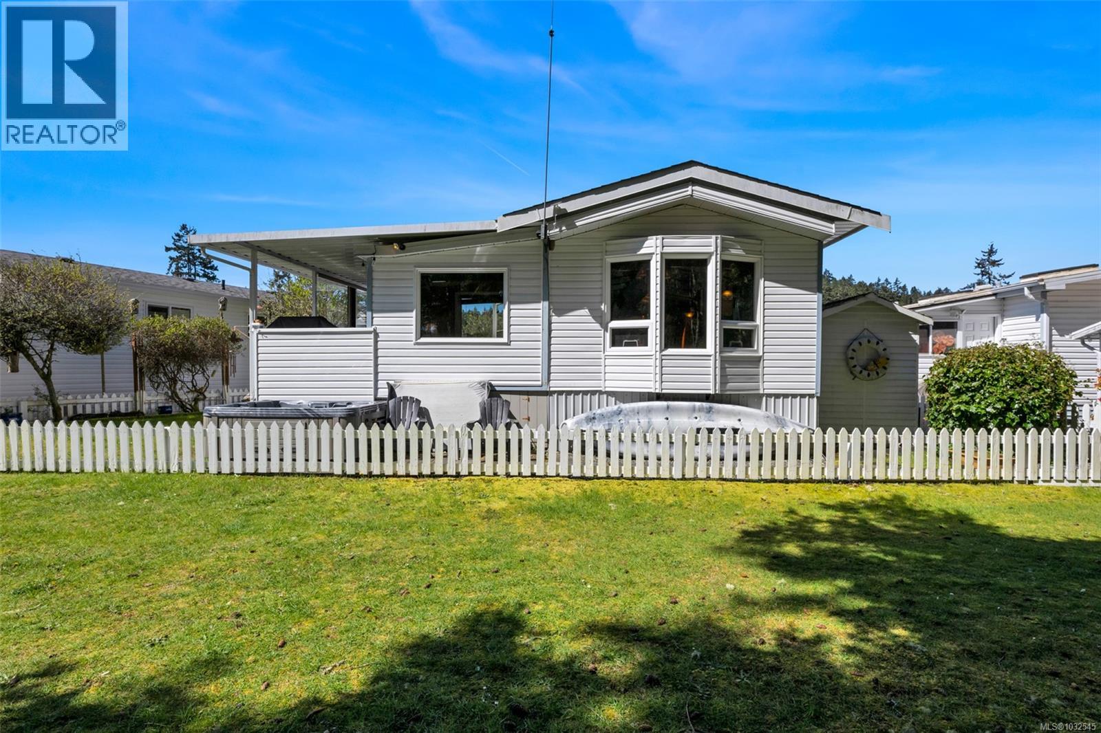 21 7871 West Coast Road, Sooke