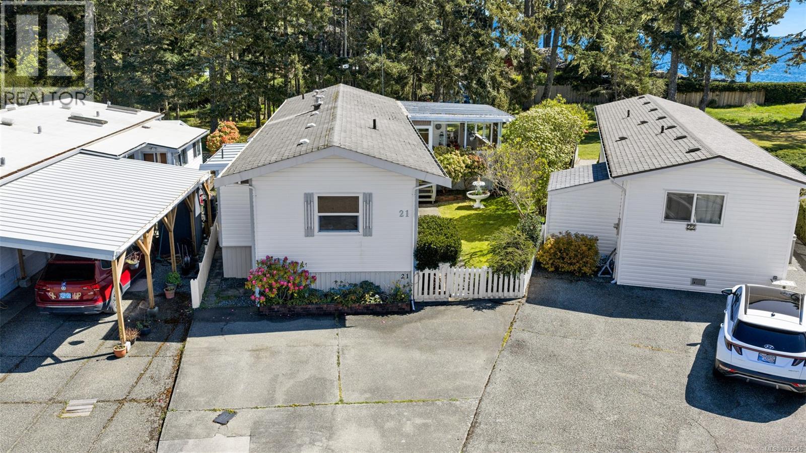 21 7871 West Coast Road, Sooke