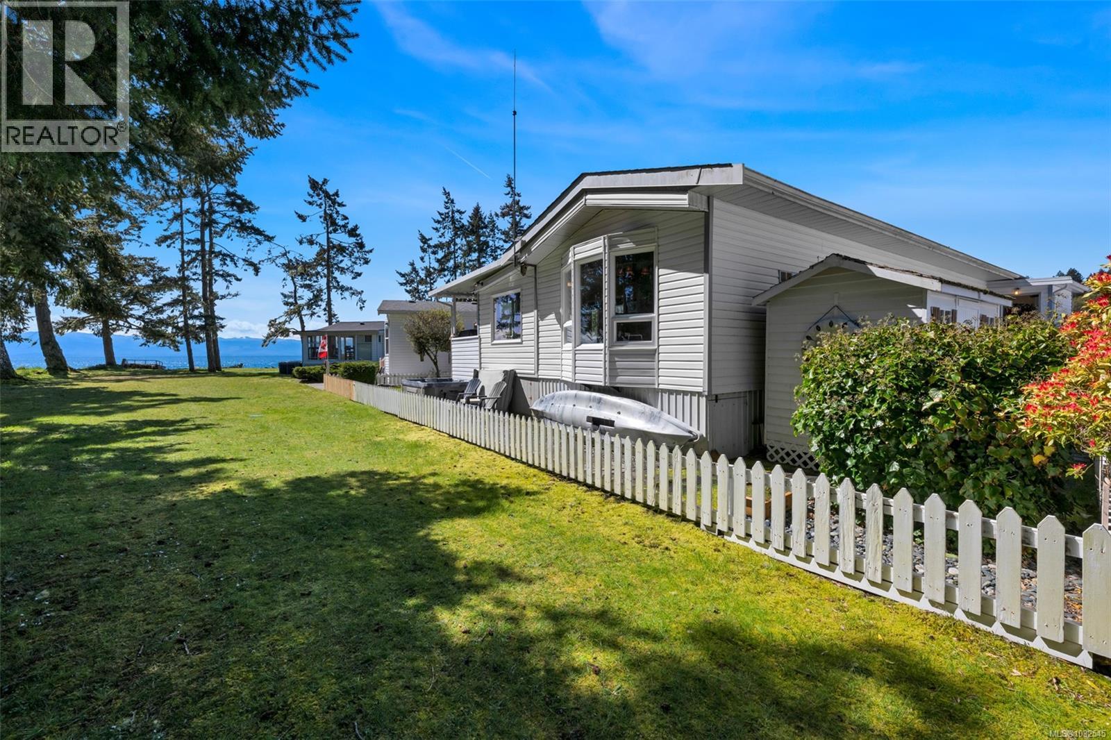 21 7871 West Coast Road, Sooke