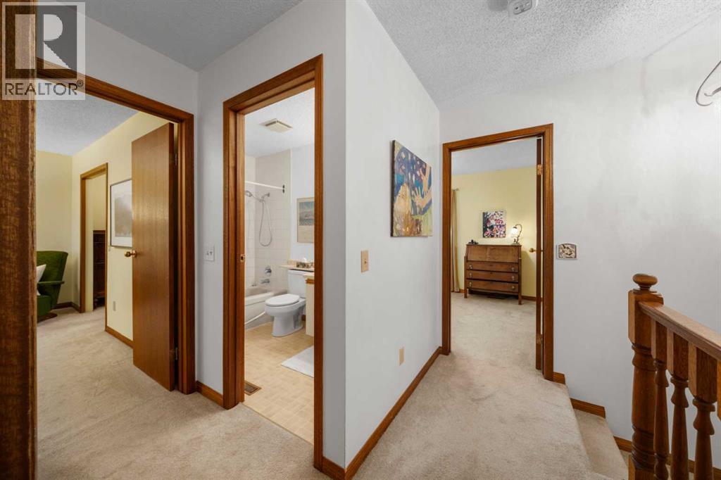 Single Family House for Sale in   Street NW Hounsfield Heights/Briar Hill Calgary 