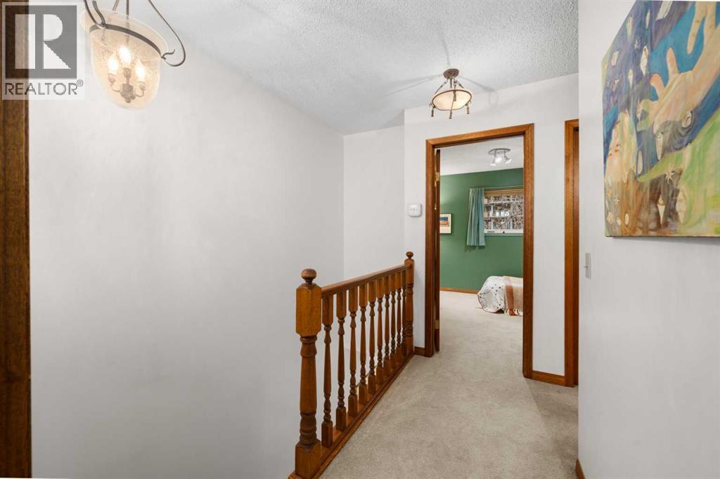 Single Family House for Sale in   Street NW Hounsfield Heights/Briar Hill Calgary 