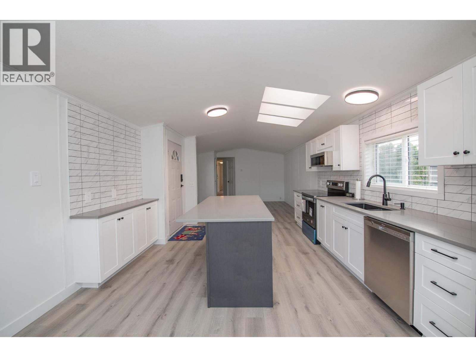 #27 12560 Westside Road Unit# 27 - 8