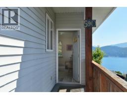 590-592 N Fletcher Road, Gibsons, BC V0N1V9 Photo 22