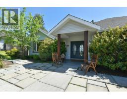 590-592 N Fletcher Road, Gibsons, BC V0N1V9 Photo 31