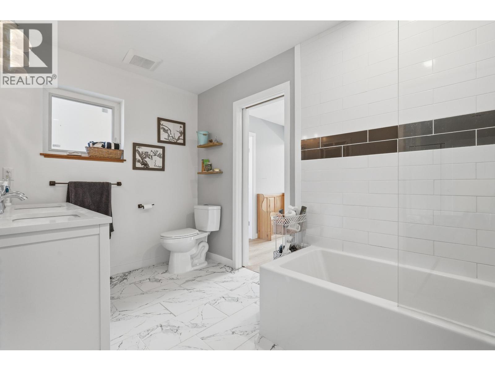 29 ENGLISH BLUFF Road, Delta