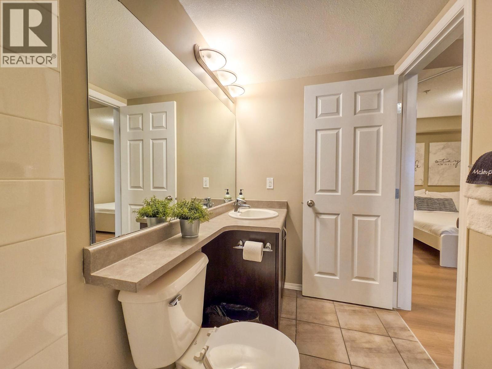 #2305 205 THIRD AVENUE - 29