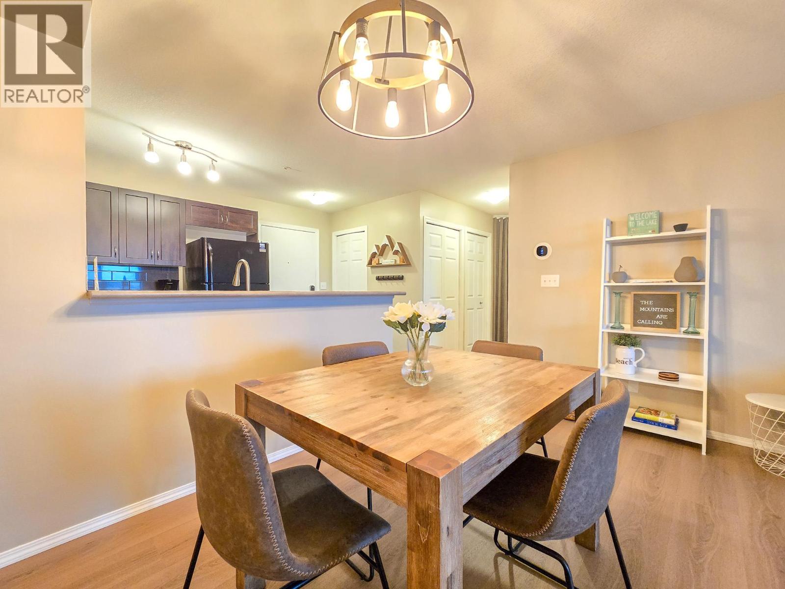 #2305 205 THIRD AVENUE - 23