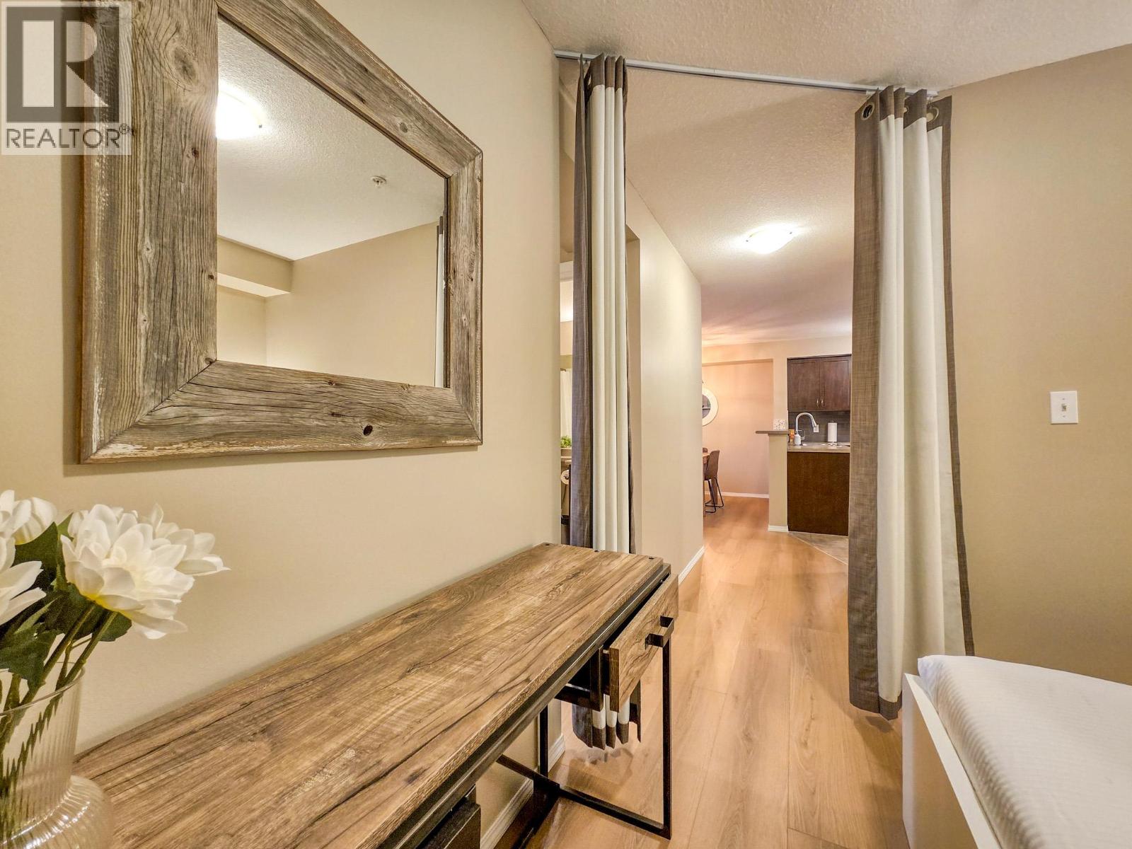 #2305 205 THIRD AVENUE - 27